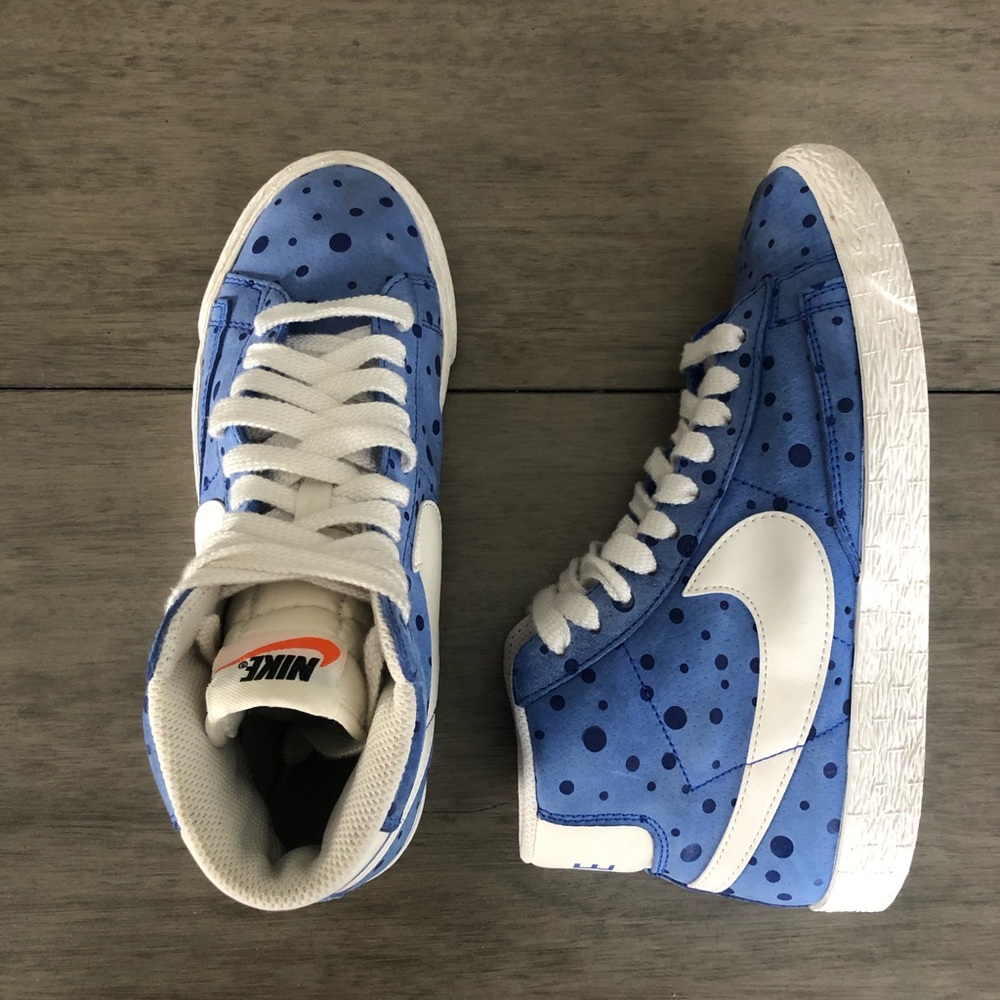 Nike Blue Polka Dot High-Top Sneakers with White Swoosh